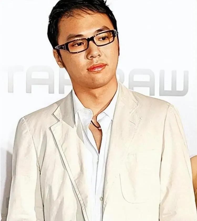 ​93段视频，176张私密照，27.5G内存，李宗瑞如何毁掉60位女艺人？ 第13张