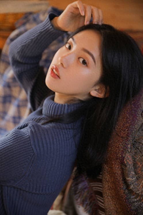 ​大眼睛美女白皙皮肤清纯写真图片 第1张