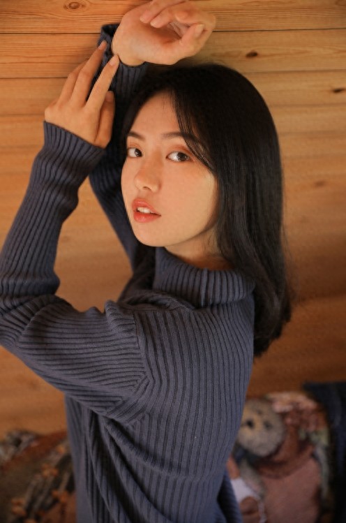 ​大眼睛美女白皙皮肤清纯写真图片 第2张