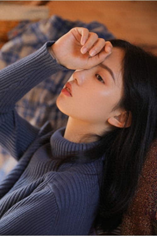 ​大眼睛美女白皙皮肤清纯写真图片 第5张