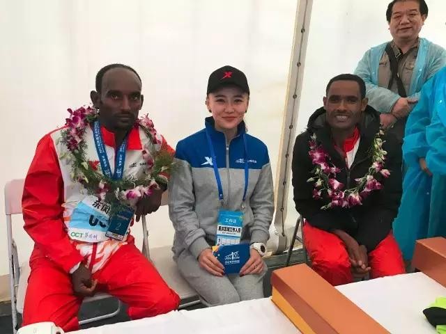 ​927汉马记忆丨2017武汉马拉松！不负美景不负卿！ 第20张