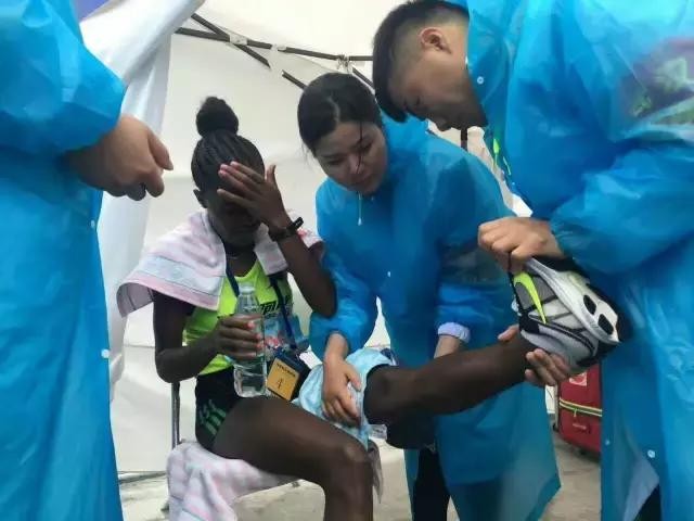 ​927汉马记忆丨2017武汉马拉松！不负美景不负卿！ 第30张