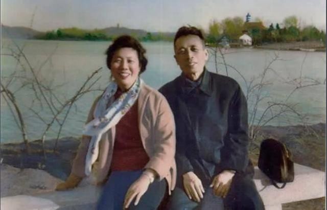 ​1959年，第一批被特赦的抗日名将郑庭笈怎样了？其后人如何 第6张