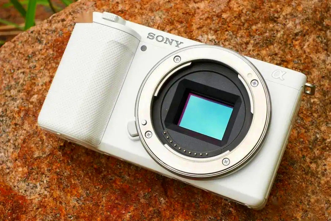 ​五款价格超实惠的入门级微单，哪一款性能更强？更具有性价比？ 第2张