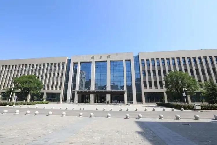 ​西安公办二本大学最低分数线：2025高考多少分能上？ 第2张