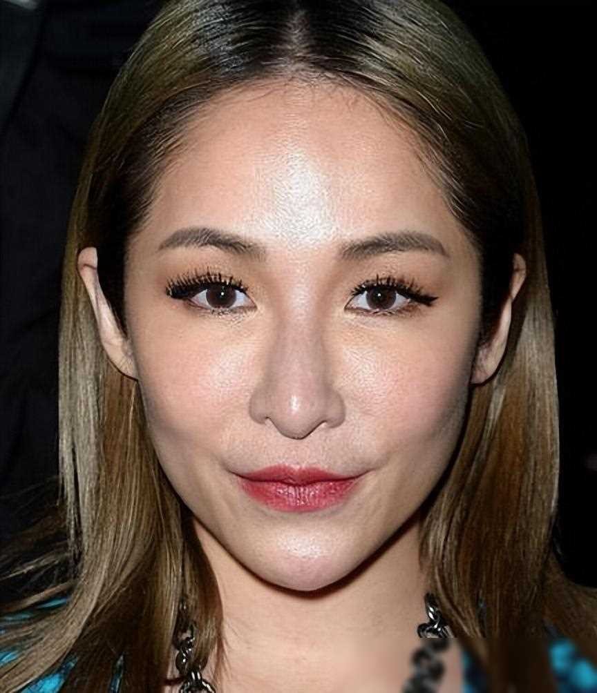 ​6位女星素颜大变样！带妆美若天仙，卸妆却让人惊呼“认不出”！ 第8张