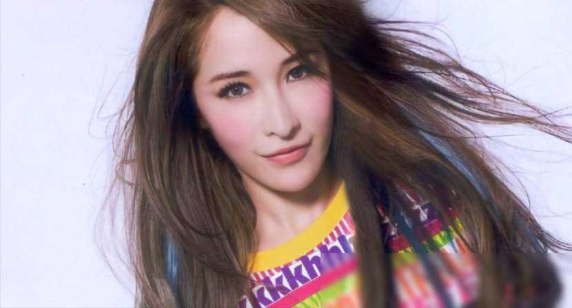 ​6位女星素颜大变样！带妆美若天仙，卸妆却让人惊呼“认不出”！ 第7张