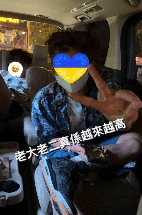 ​张柏芝晒三个儿子近照 老大老二帅气阳光老三可爱 第2张