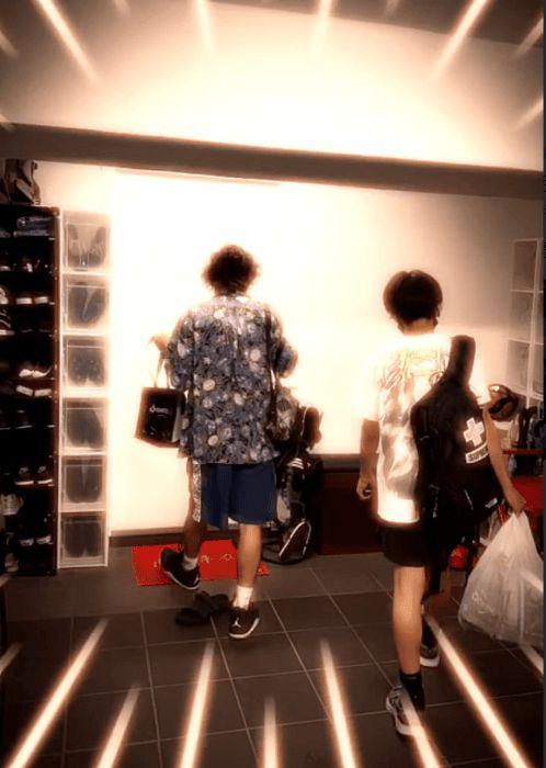 ​张柏芝晒三个儿子近照 老大老二帅气阳光老三可爱 第4张