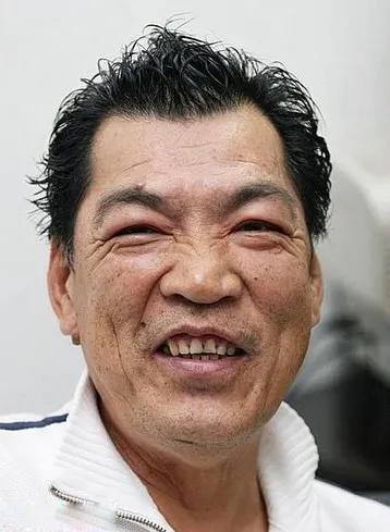 ​成奎安是怎么成名的 第2张