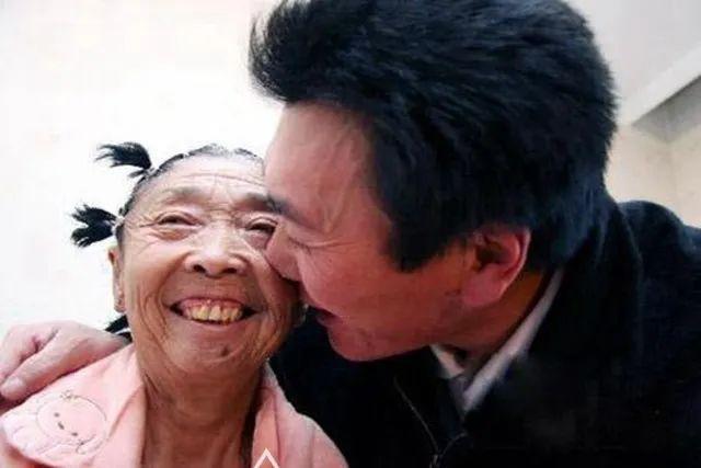 ​“女大三抱金砖”靠谱？其实夫妻相差这个岁数最好，你可能想不到 第1张