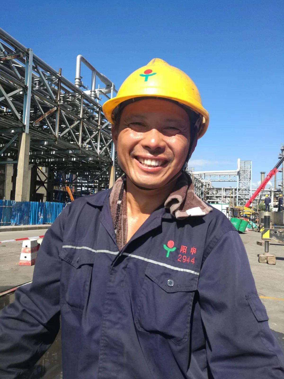 ​致基层工人阶级打油诗一首 第1张