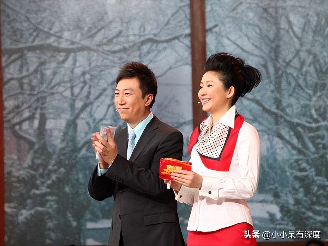 ​陈伟鸿老婆朱莉的简介（央视主持人陈伟鸿，他今年55岁了，老婆大人长相优雅端 第12张