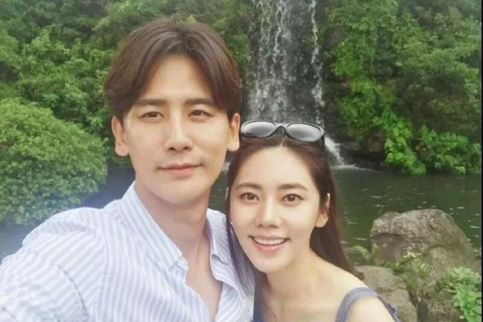 ​秋瓷炫二次道歉(秋瓷炫替于晓光二次道歉，太心疼秋瓷炫了！) 第6张