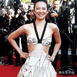 ​邓紫棋“内衣外穿”遭吐槽？盘点女星真正好看的内衣外穿！ 第11张