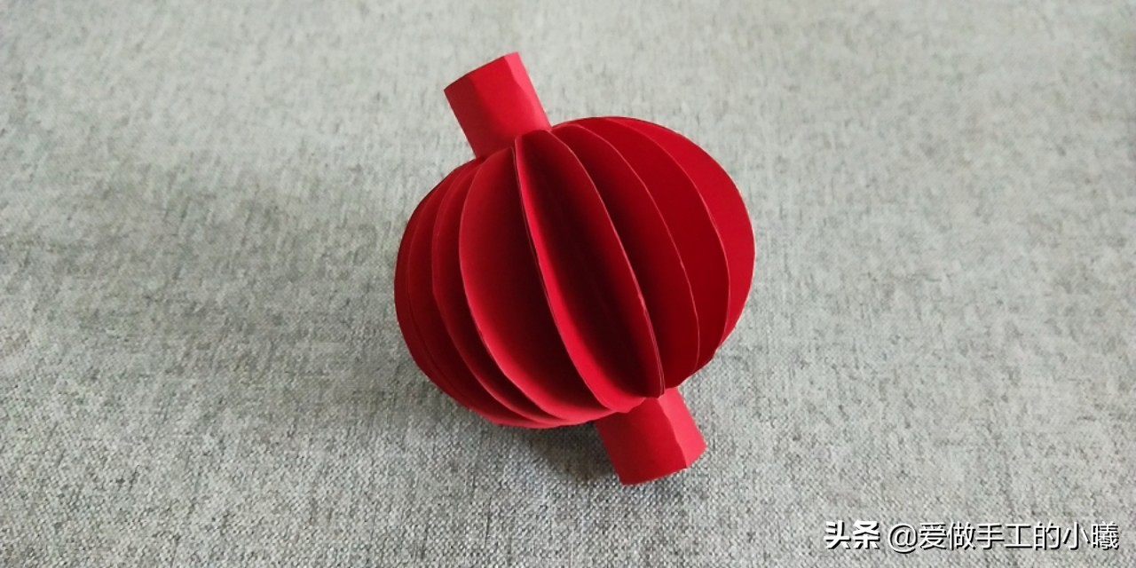 ​快过年了，用彩纸做个红红火火的灯笼吧，灯笼折纸图解 第12张