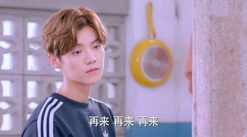 鹿晗和关晓彤定情之作,收视扑街,网友:装傻白甜不想看 第9张 鹿晗和关晓彤定情之作,收视扑街,网友:装傻白甜不想看 第9张
