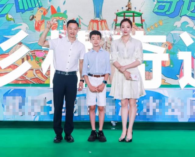 杨阳洋的父是谁啊(11岁杨阳洋近照大变样) 第1张 杨阳洋的父是谁啊(11岁杨阳洋近照大变样) 第1张