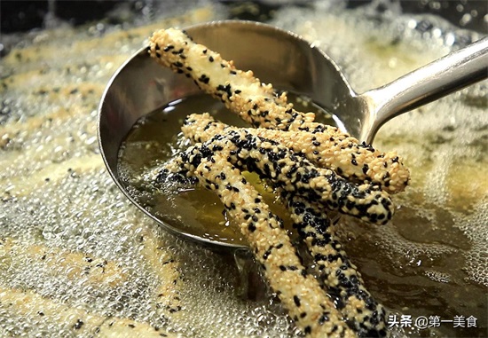 面粉的各种吃法简单做法分享,香脆可口,一大袋子不够吃 第10张 面粉的各种吃法简单做法分享,香脆可口,一大袋子不够吃 第10张