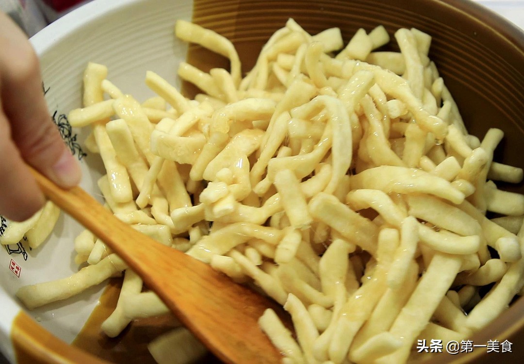 面粉的各种吃法简单做法分享,香脆可口,一大袋子不够吃 第24张 面粉的各种吃法简单做法分享,香脆可口,一大袋子不够吃 第24张