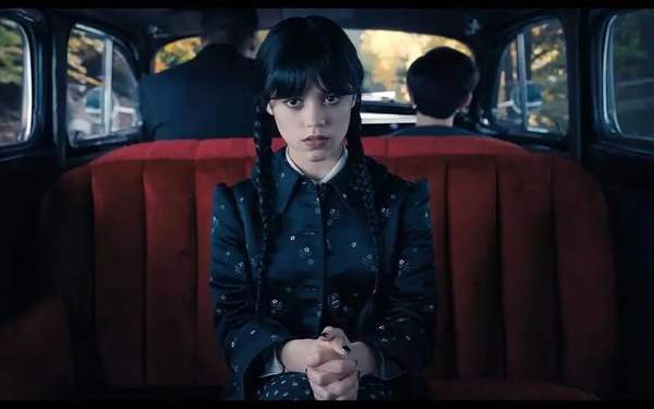 ​星期三泰勒知道自己是海德吗，泰勒角色解析 第1张