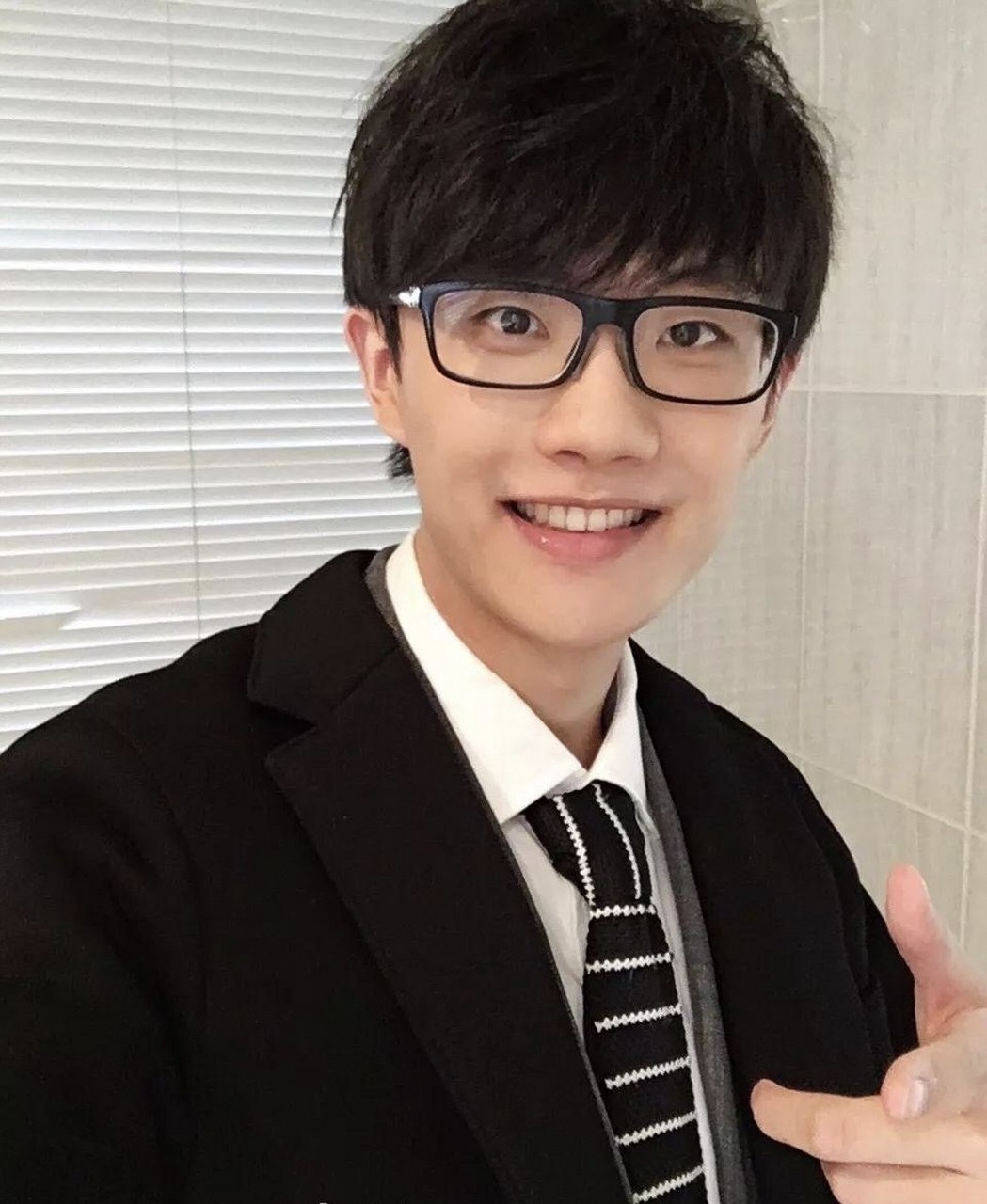 央视跨年晚会阵容曝光,看完明星名单,厕所都不敢去上了 第24张 央视跨年晚会阵容曝光,看完明星名单,厕所都不敢去上了 第24张