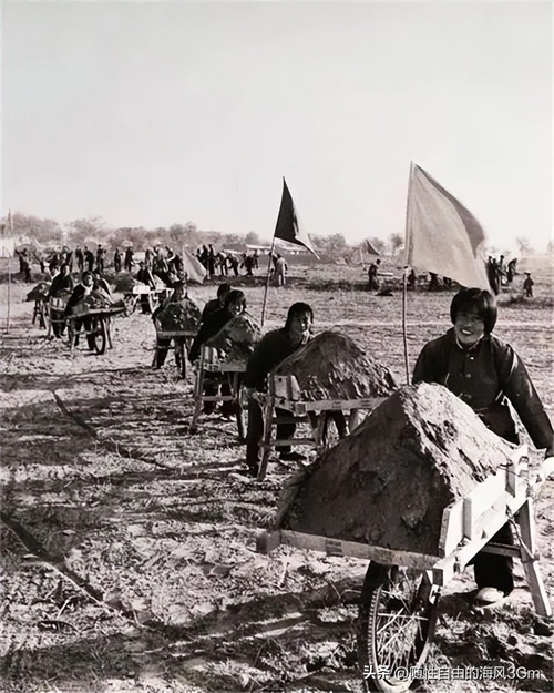 ​70年代女知青下乡旧照，最后一张颜值秒杀当今很多女明星 第17张