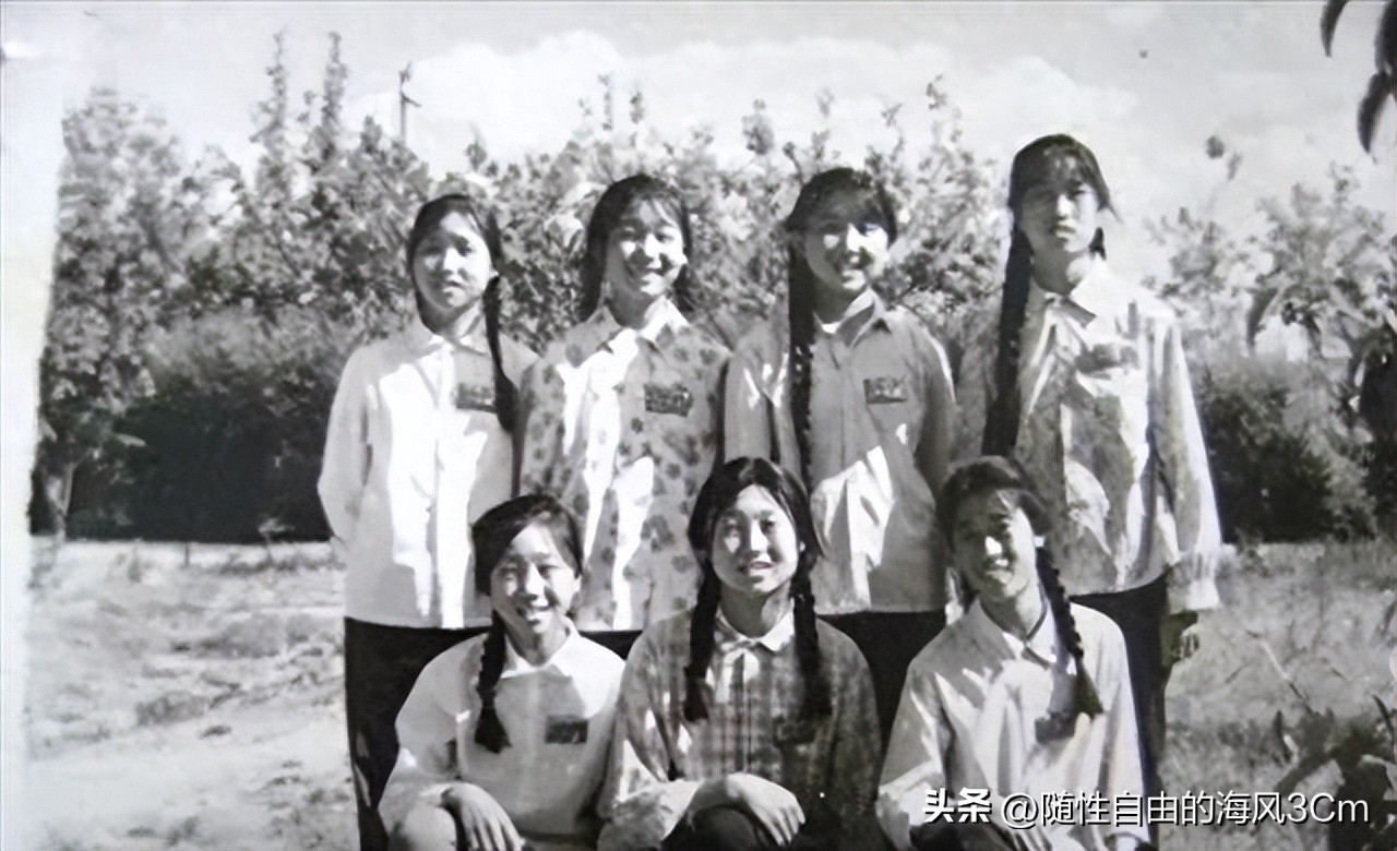 ​70年代女知青下乡旧照，最后一张颜值秒杀当今很多女明星 第5张