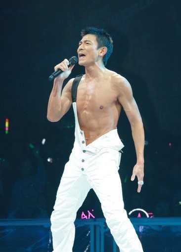 香港黄金年代最帅十大男明星 第1张 香港黄金年代最帅十大男明星 第1张