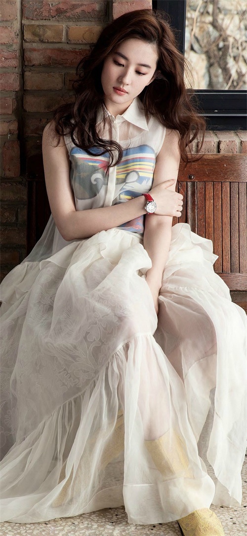 刘亦菲 (Yifei Liu) —— 蕴含文艺气质之美|明星写真 第26张 刘亦菲 (Yifei Liu) —— 蕴含文艺气质之美|明星写真 第26张