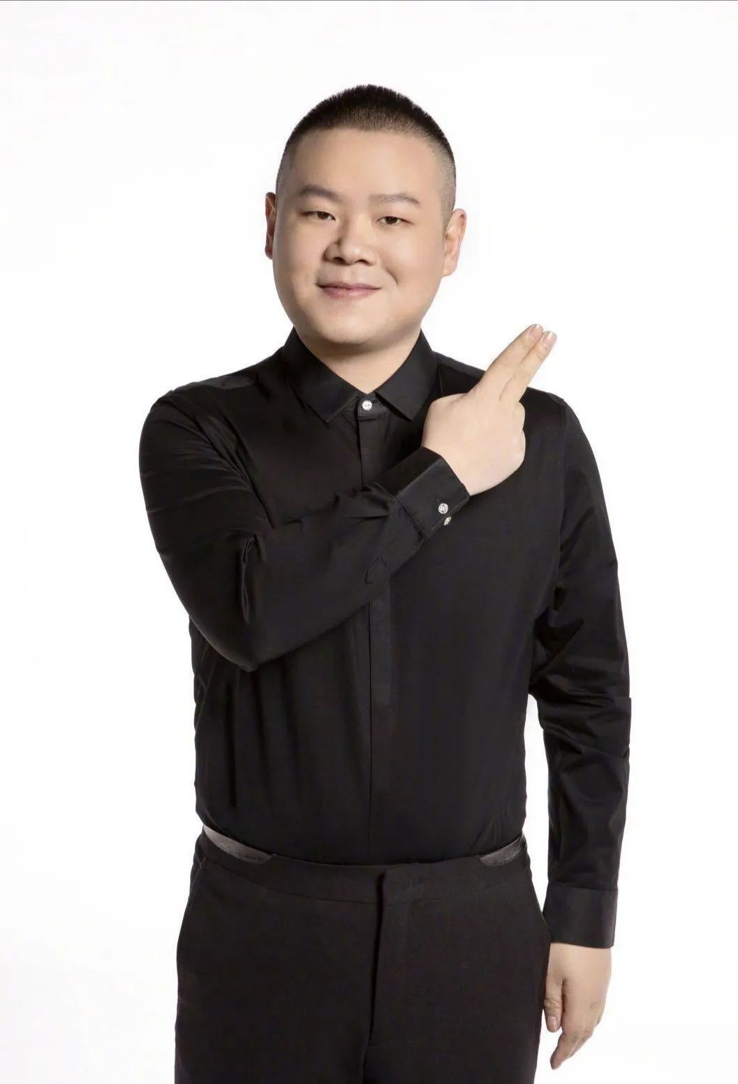 ​岳云鹏爸爸：以明星儿子为傲，为幼子算计长子岳云鹏却不惹人厌 第8张