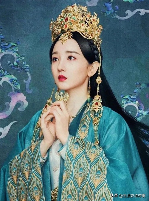 ​因魔鬼身材转型娱乐圈的陈小纭 第1张