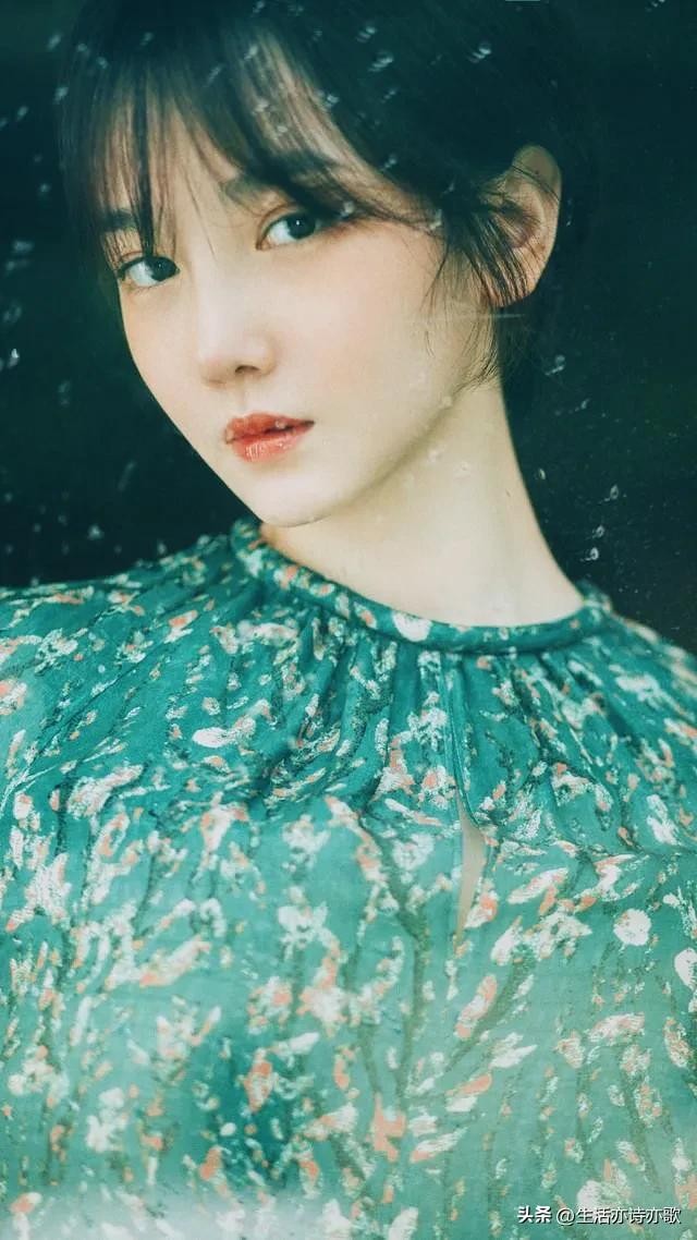 ​因魔鬼身材转型娱乐圈的陈小纭 第5张