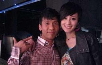 ​《娜就这么说》宋小宝自爆娶娇妻生龙凤胎 老婆霍晓红个人资料照片揭秘 第3张