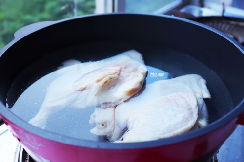 ​在家花五块钱就能做出沙县同款鸭腿饭，荤素搭配，好吃让人上瘾 第4张