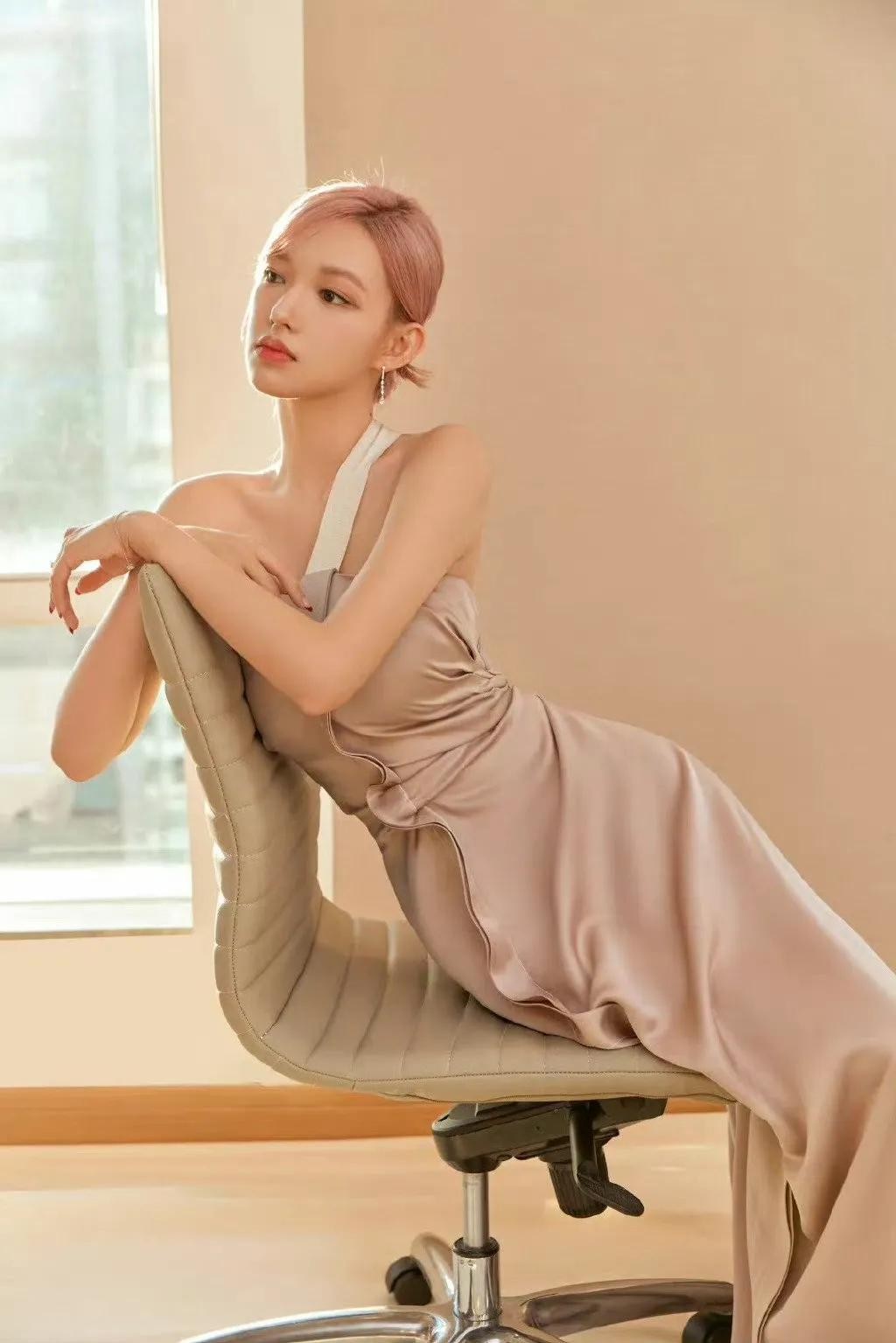 ​程潇为什么被称为奶潇 第12张