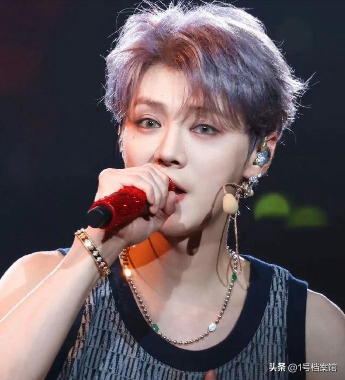 ​不忍了！鹿晗工作室发表维权声明，击碎谣言，一句话感动无数粉丝 第9张