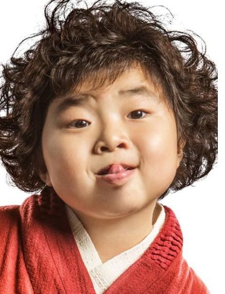 ​李欣蕊：坐拥6百万粉丝，聊到孟非无话可说，年龄虽小但经历感人 第9张