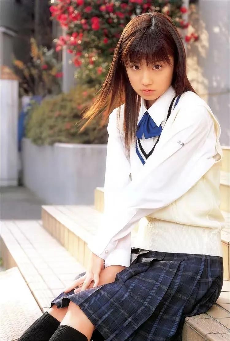 ​小仓优子晒素颜照被粉丝赞少女感十足，原来真的有逆生长哦 第5张
